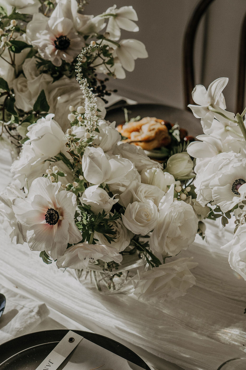 LUXURIOUS LIGHT \ Styled Shoot captured by The Wolfpack | Styled Shoot ...