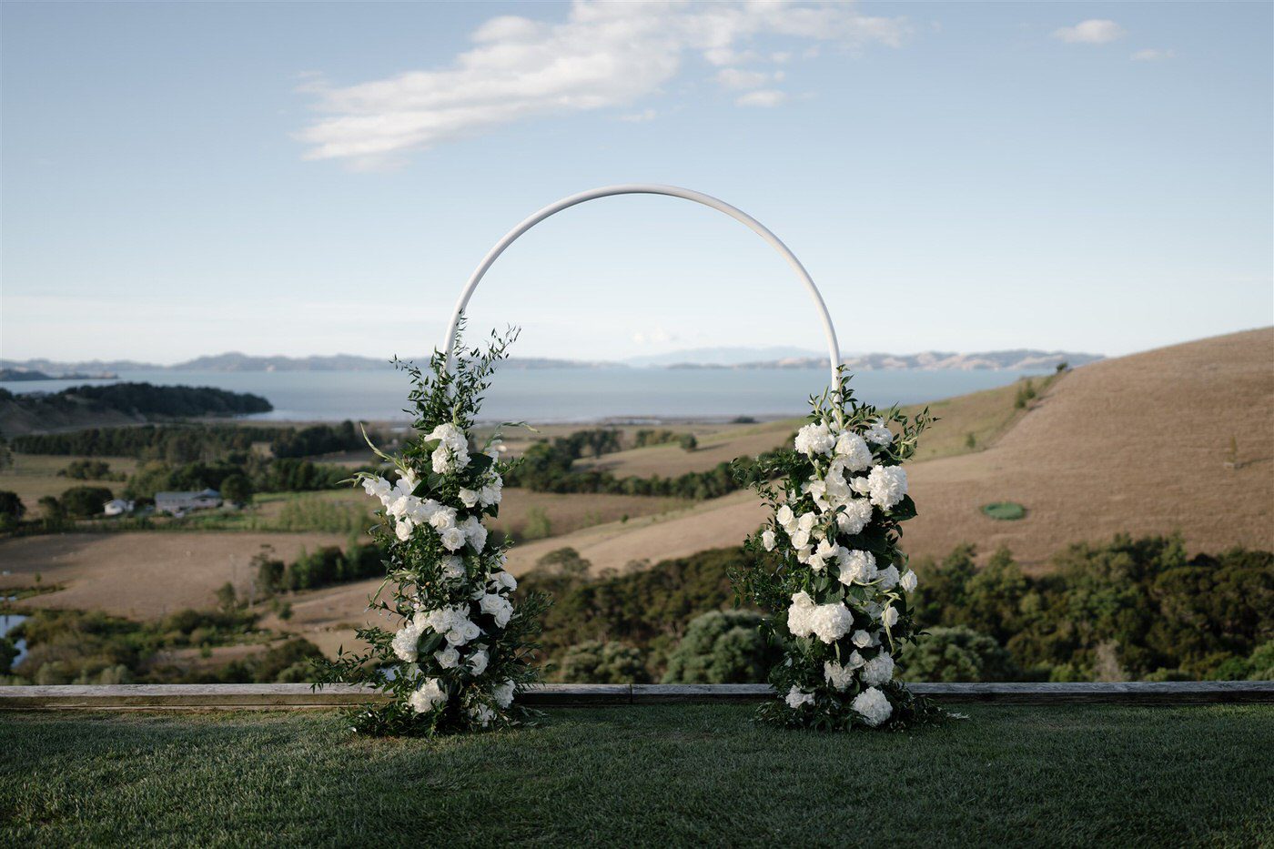 Thin Wood Rounds - The Pretty Prop Shop - Auckland Wedding and Event Hire